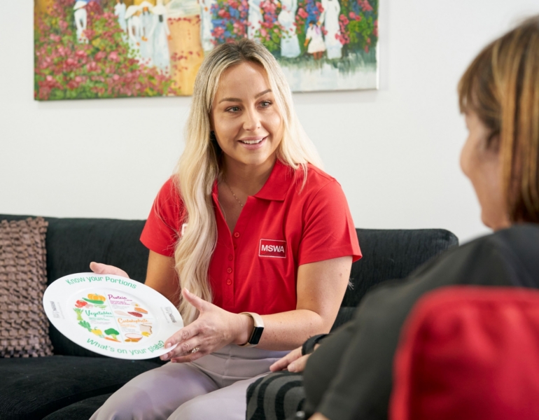 mswa dietitian discussing food options with a client